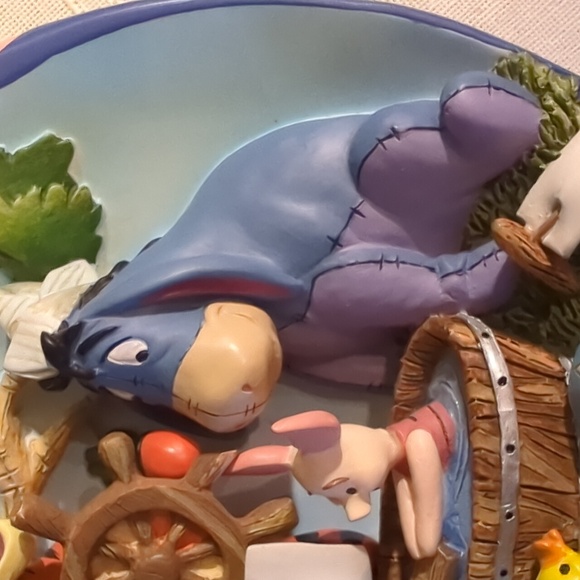 Disney Bradford Exchange Winnie the Pooh 3D plate - Picture 2 of 7